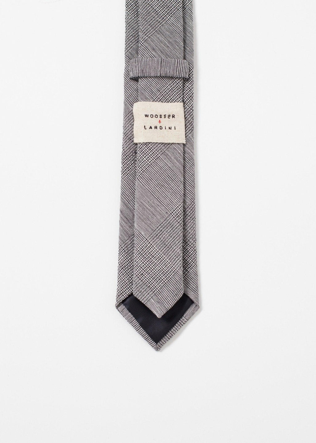 Basic Tie - linhnguyen3