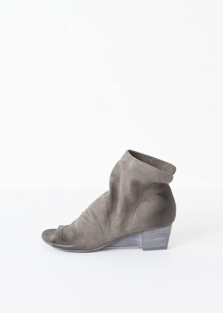 Block Wedge in Dark Slate - linhnguyen3