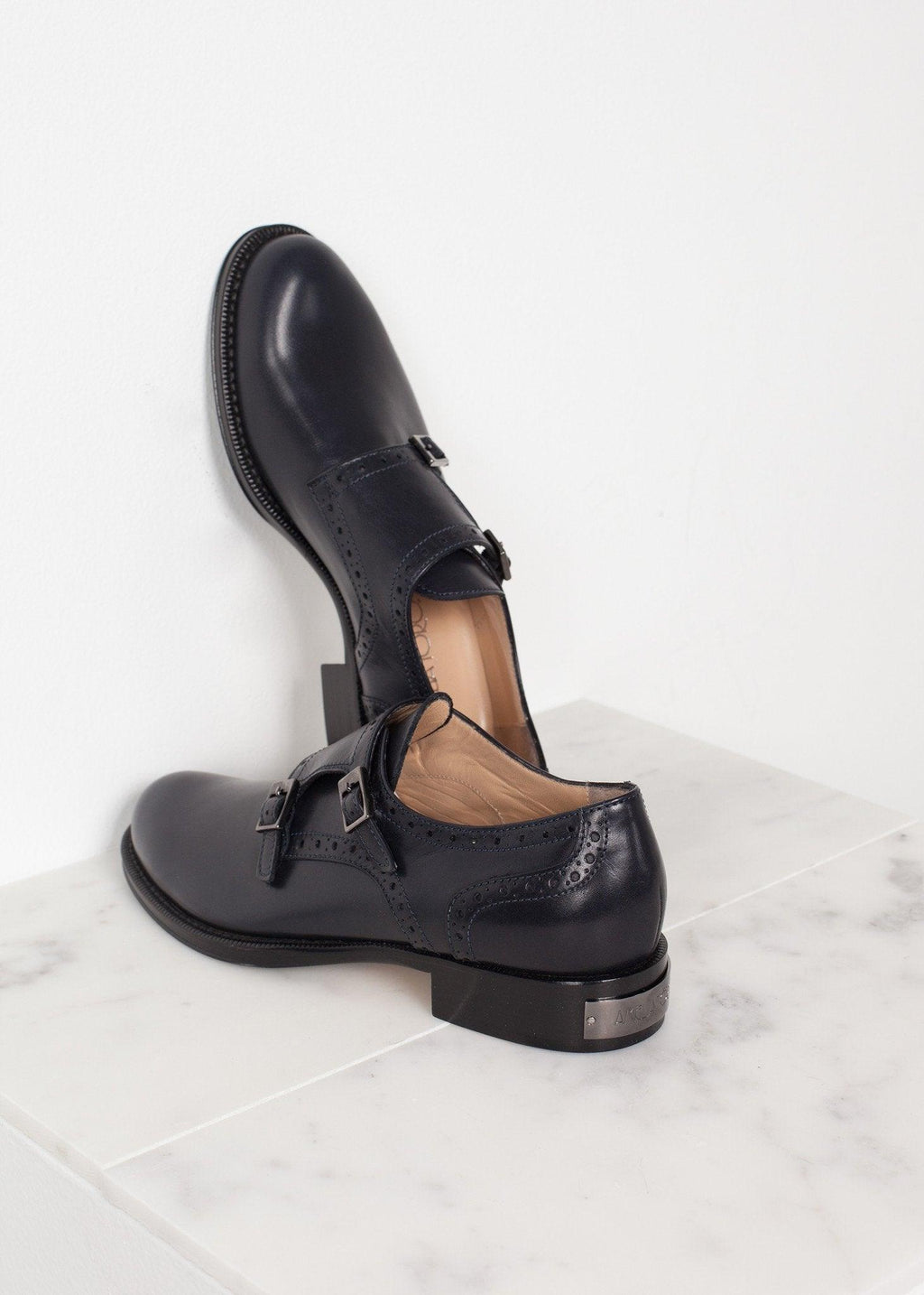 Buckle Shoe in Navy - linhnguyen3